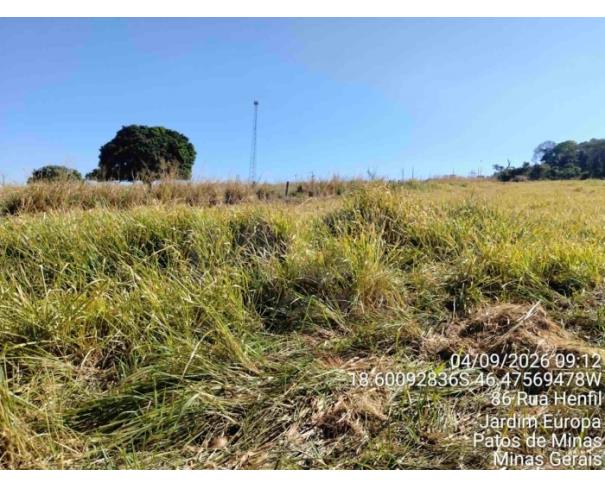 Foto de PATOS DE MINAS/MG - Lote urbano com área de 9.757,28 m², localizado no bairro Morada da Serra