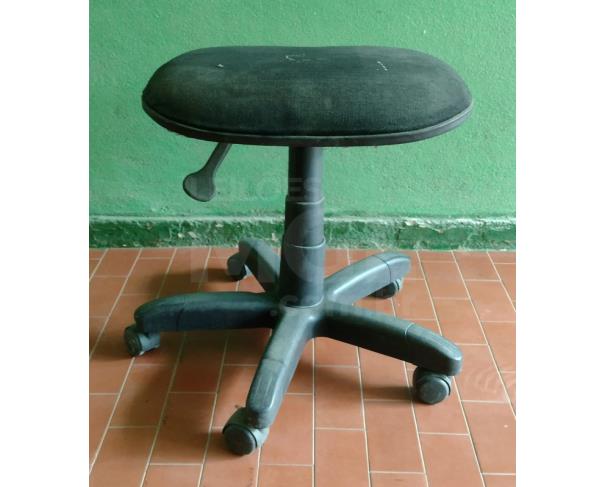 Foto de SENADOR CORTES/MG - Lote de Mobiliário em Geral