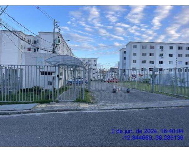 Foto de CAMAÇARI/BA — Apartamento com 2 quartos e 1 vaga na garagem