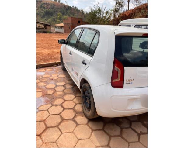 Foto de SÃO PEDRO DOS FERROS/MG - CARRO - Vw Up Take Ma, 2014/2015
