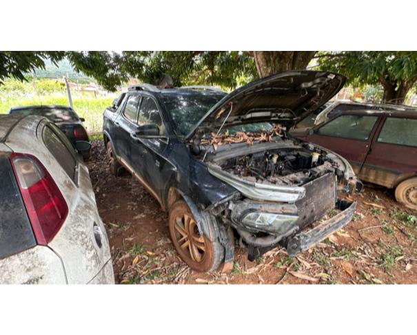 Foto de NIQUELÂNDIA/GO - SUCATA - FIAT TORO VOLCANO AT D4 - 2016/2016