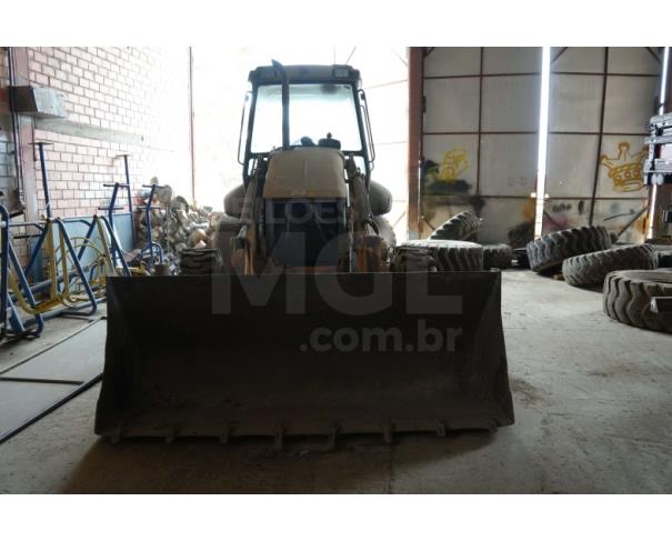 Foto de BELA VISTA DO TOLDO/SC - Retroescavadeira da marca JCB, modelo 3C
