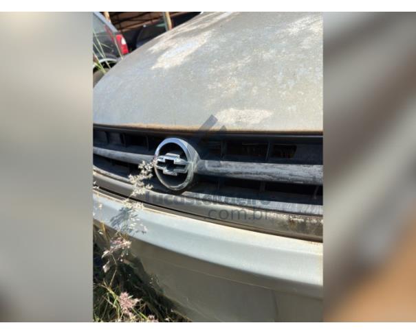 Foto de UBERLÂNDIA/MG - CIRCULÁVEL - GM CORSA SEDAN - 2003/2003