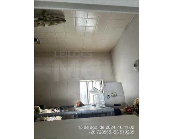 Foto de SÃO MIGUEL DO OESTE/SC - A Sala Comercial nº 201, sito no 2º andar do Edifício PORTELLA CENTER, sito na Rua 15 de Novembro, na cidade de São Miguel do Oeste, 452