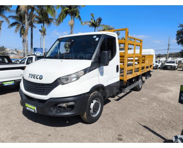 Foto de ITAÚNA/MG- IVECO DAILY 35 150CS 2020/2021- PA13426