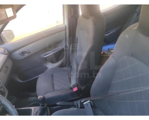 Foto de PORCIÚNCULA/RJ - Carro Renault Kwid Zen 1.0 MT 2019/2019