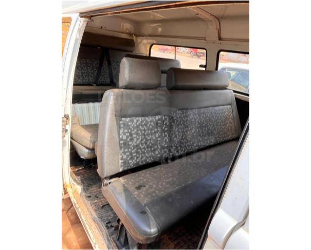 Foto de SÃO PEDRO DOS FERROS/MG - CARRO - VW Kombi Lotação, 2009/2010 
