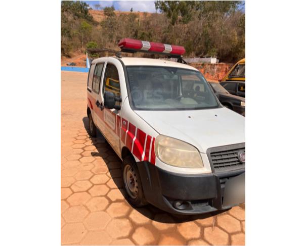Foto de SÃO PEDRO DOS FERROS/MG - CARRO - Fiat Doblo Ambulância, 2011/2012