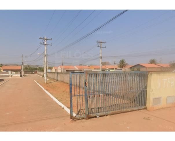 Foto de SANTO ANTÔNIO DO DESCOBERTO/GO — Casa no Montes Claros