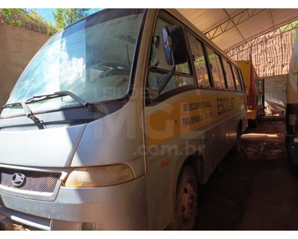 Foto de PEDRA DO ANTA/MG - Ônibus Marcopolo Volare A8 ON, 2002/2002, DIESEL 
