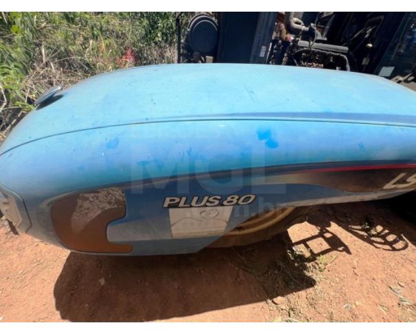 Foto de SERRA AZUL DE MINAS/MG- Trator Agrícola LS, modelo Plus 80