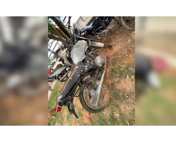 Foto de PORANGATU/GO - SUCATA -  YAMAHA FACTOR YBR125 E - 2008/2008