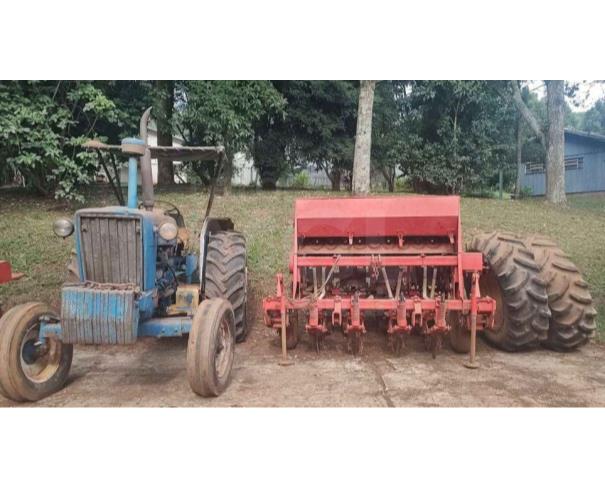 Foto de CHAPECÓ/SC -  LOTE DE TRATOR E IMPLEMENTOS AGRÍCOLAS