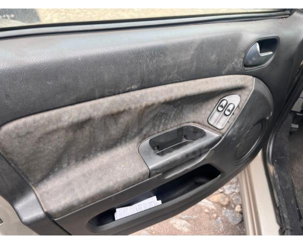 Foto de ITAÚNA/MG FORD/FIESTA SEDAN 1.6 ANO 2011/2012 COR PRATA