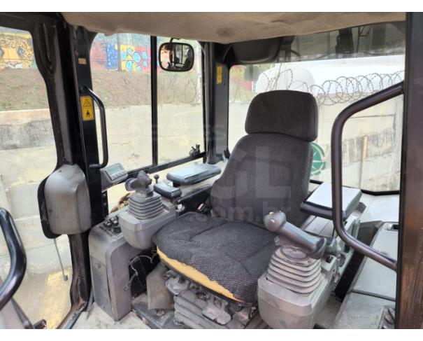 Foto de TRATOR DE ESTEIRAS CATERPILLAR  D6K ANO 2011  HORÍMETRO 7.560