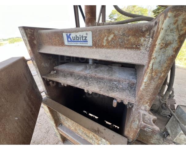 Foto de IGUATAMA/MG - Prensa Hidráulica marca Kubitz.