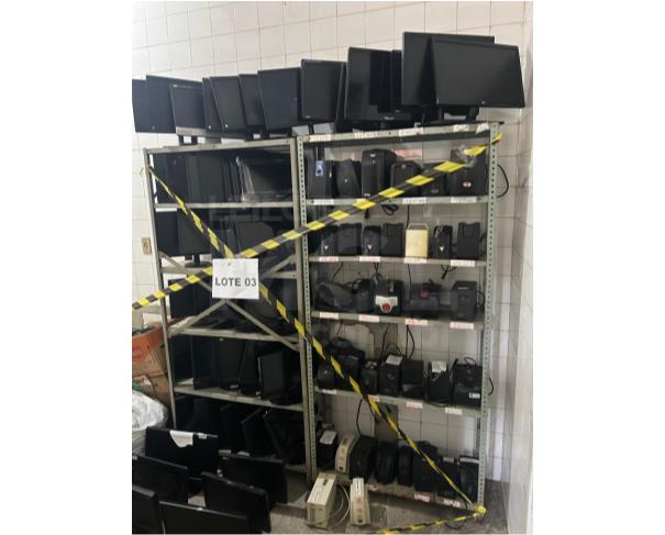 Foto de AMARGOSA/BA - Sucatas de equipamentos de informática inservivéis