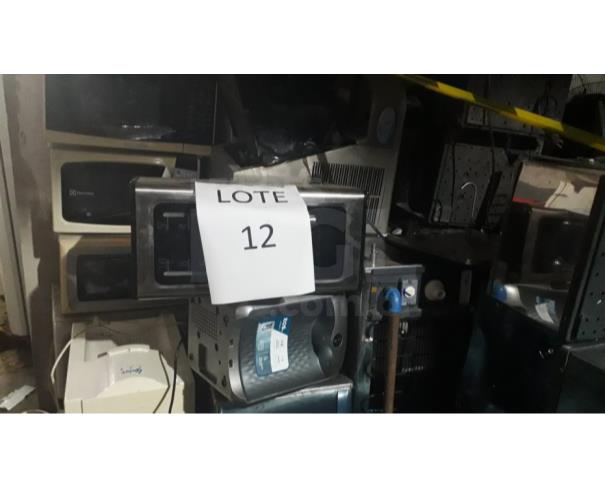 Foto de CARAPICUÍBA/SP-Micro-ondas, bebedouros, cafeteiras, ventiladores