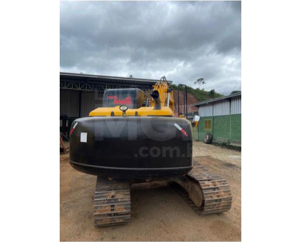 Foto de SÃO SEBASTIÃO DA BELA VISTA/MG - Escavadeira JCB, modelo JS130 LC, ano 2019.