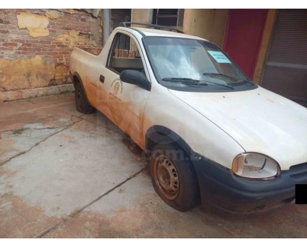 Foto de SANTA CRUZ DO RIO PARDO/SP - GM Corsa GL Picape, 1998/1999, GASOLINA 