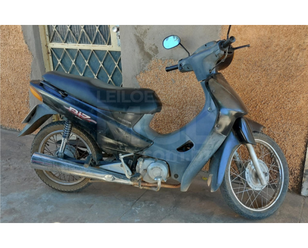 Foto de MONTE AZUL/MG - Motoneta HONDA C100 Biz