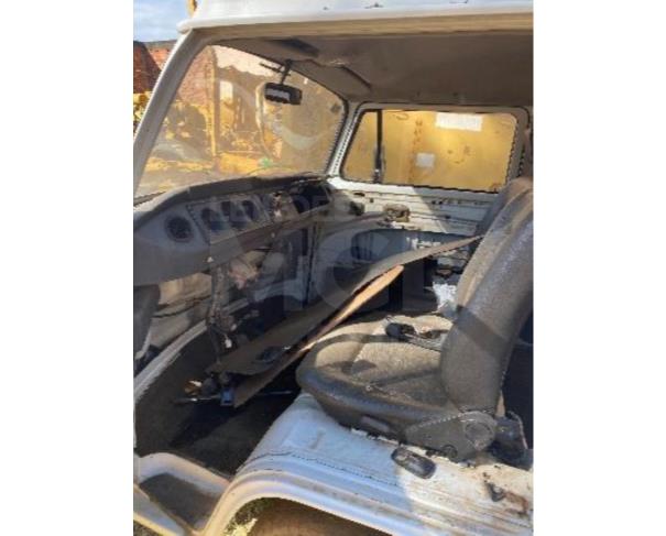 Foto de PORCIÚNCULA/RJ - VW Kombi 2004/2005