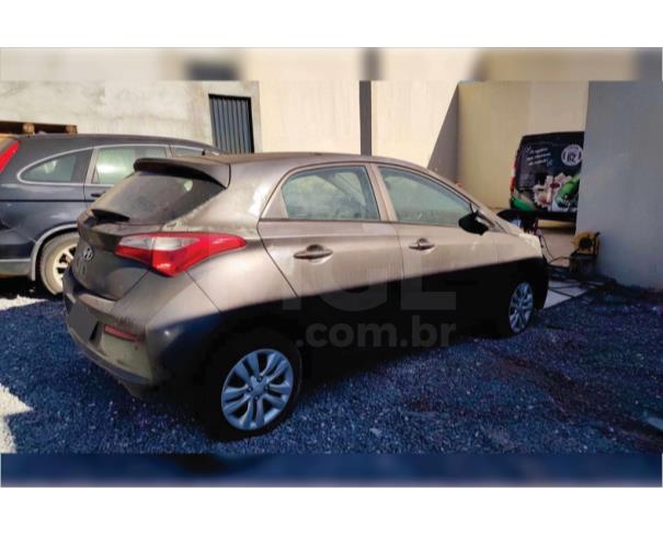 Foto de APARECIDA DE GOIÂNIA/GO - HYUNDAI HB20 - PARA RETIRADA DE PEÇAS - MOTOR INSERVÍVEL