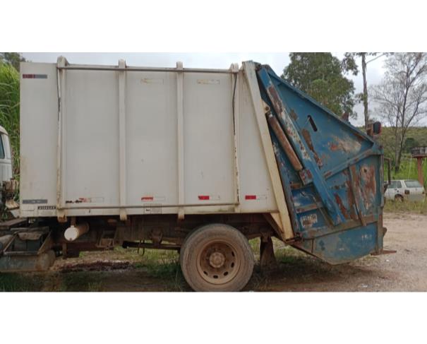 Foto de CARANDAÍ/MG - Compactador de lixo para caminhão