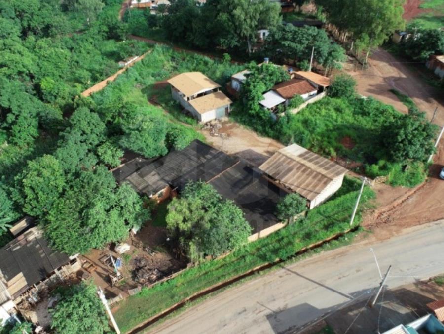 BOCAIÚVA/MG — Fábrica de palhetes com terreno de 1.562,70m² no Distrito Industrial IMÓVEIS | MG, localizado em Bocaiúva - MG