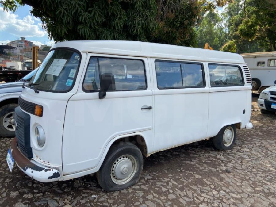 ITAÚNA/MG - VW/KOMBI LOTAÇÃO ANO 2007/2008 - CX268 Ônibus e Van em ...