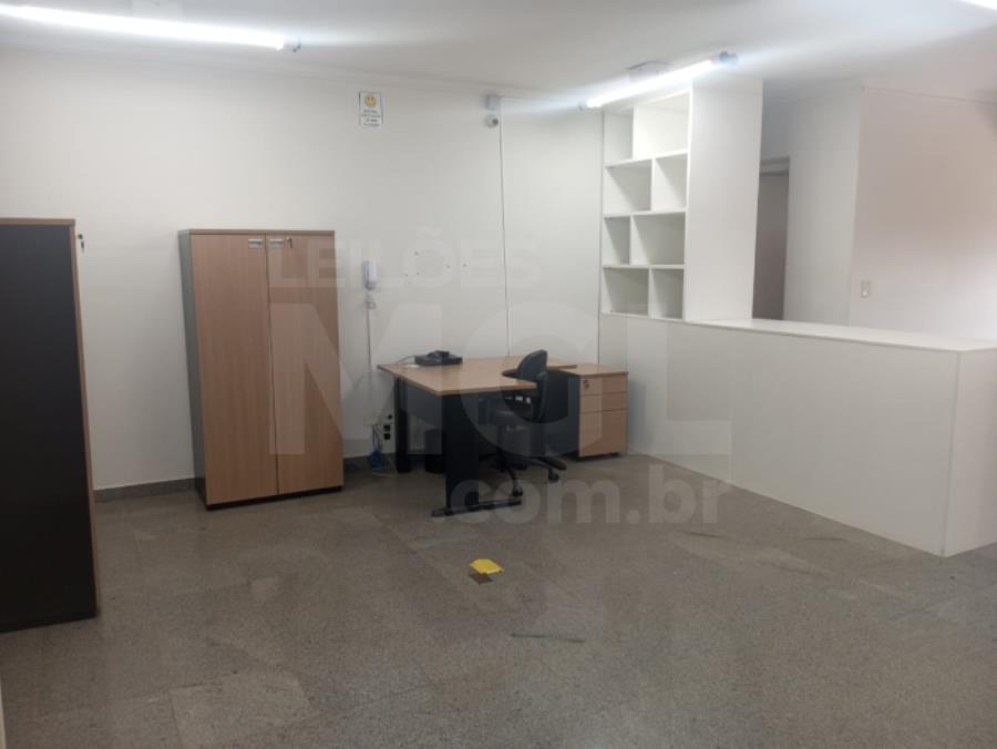 MARÍLIA/SP - Sala comercial no Edifício Work Center com área total de 133,91m² MARÍLIA/SP - Sala comercial no Edifício Work Center, localizado em Marília - SP, bairro Centro