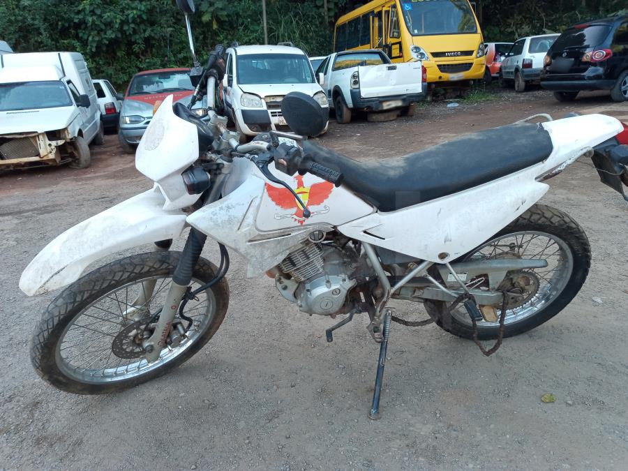 VIÇOSA/MG- Motocicleta Yamaha XTZ 125K-2005/2005-P74296 Motos em