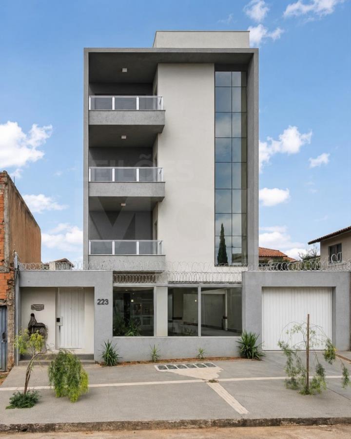 Imagem do imóvel MONTES CLAROS/MG – Apartamento com 91,95 m², contendo 3 quartos/suíte e 2 vagas de garagem, situado no bairro Vila Mauricéia LEILÃO EXTRAJUDICIAL DE IMÓVEIS