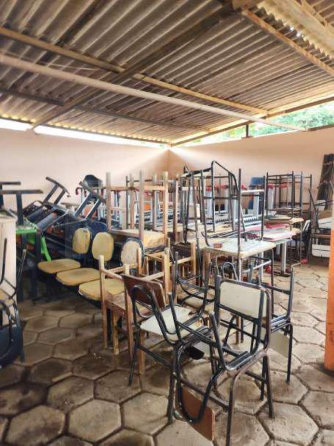 DIVINO/MG - Lote de bens diversos (prateleira, CPU, Monitor, Impressora ...