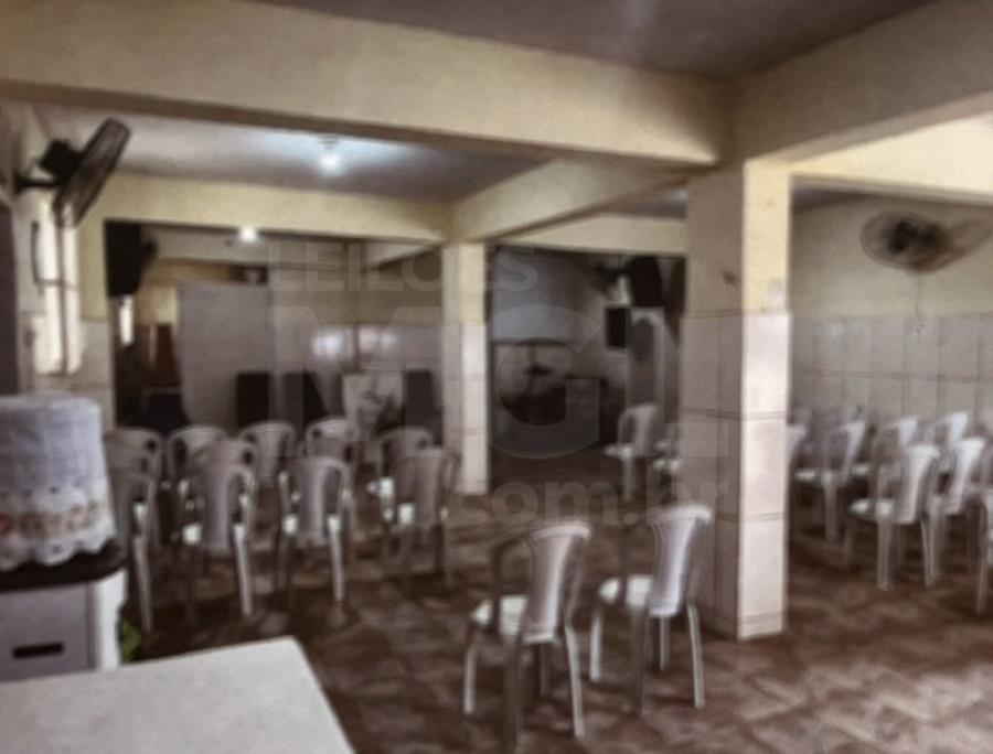 DONA EUZEBIA/MG - APARTAMENTO COM ÁREA CONSTRUÍDA DE 97M2 NO CENTRO LEILÃO EXTRAJUDICIAL DE IMÓVEIS, localizado em Dona Euzébia - MG, bairro Centro