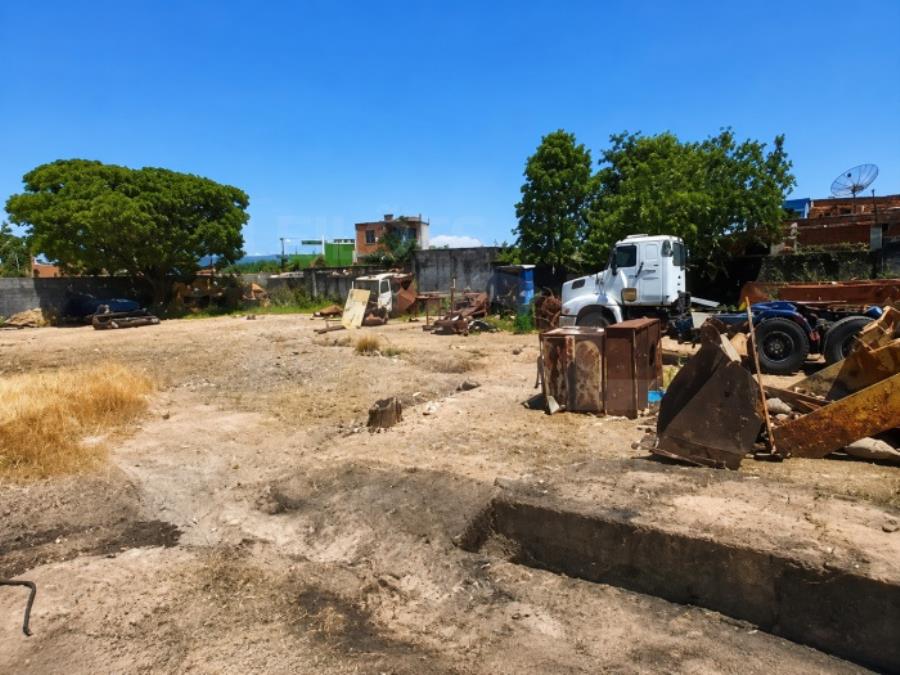 ARCOSMG – Lote com a área de 386,30m², situado no bairro Vila Calcita LEILÃO EXTRAJUDICIAL DE IMÓVEIS, localizado em Arcos - MG, bairro Vila Calcita