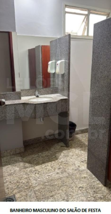 UBERLÂNDIA/MG- APARTAMENTO COM 2 VAGAS DE GARAGEM EXTRAJUDICIAL DE IMÓVEIS, localizado em Uberlândia - MG, bairro Centro