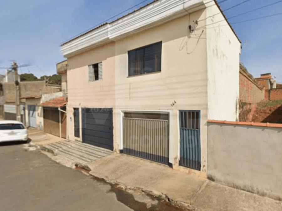 Imagem do imóvel SERRANIA/MG - Casa com 3 quartos no bairro Jardim Vale das Moreiras. IMÓVEIS | MG