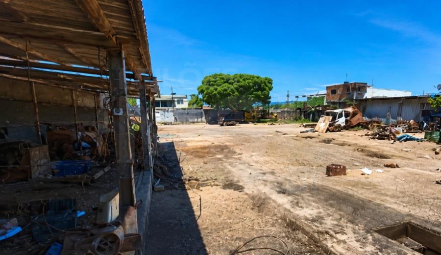 ARCOSMG – Lote com a área de 365,10m², situado no bairro Industrial LEILÃO EXTRAJUDICIAL DE IMÓVEIS, localizado em Arcos - MG, bairro Industrial