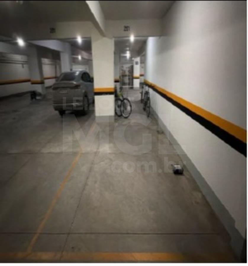 MONTES CLAROS/MG — Apartamento 03 quartos sendo uma suíte no Ed. Kandinsk EXTRAJUDICIAL DE IMÓVEIS, localizado em Montes Claros - MG, bairro Jardim Morada do Sol