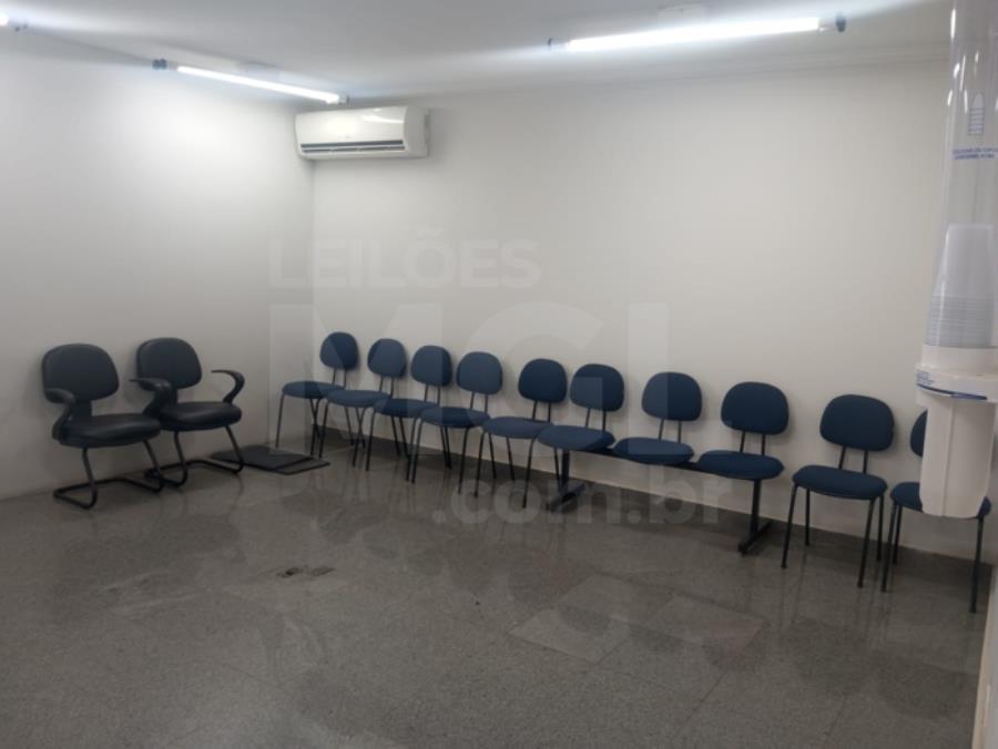 MARÍLIA/SP - Sala comercial no Edifício Work Center com área total de 133,91m² MARÍLIA/SP - Sala comercial no Edifício Work Center, localizado em Marília - SP, bairro Centro