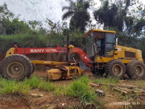ITAÚNA/MG - MOTONIVELADORA PATROL - SANY - ANO: 2012/2012 - PA13178