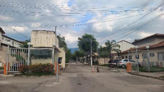 NOVA IGUAÇU/RJ — Apartamento Campo Alegre (F8555522200250)