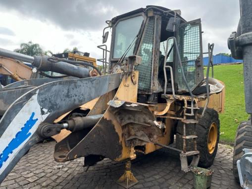 CONTAGEM/MG - RETROESCAVADEIRA - JOHN DEERE 724K - ANO: 2014/2014 - PA13108