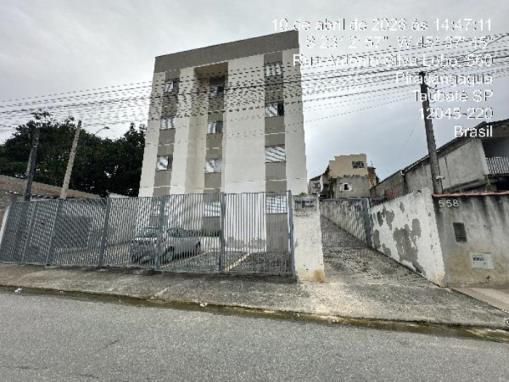 TAUBATE/SP — Apartamento com 2 quartos e 1 Vaga na Garagem (8444437304885)