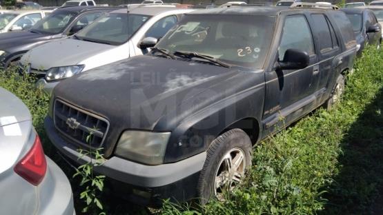ITAÚNA/MG - CIRCULÁVEL - GM BLAZER EXECUTIVE - 2003/2003