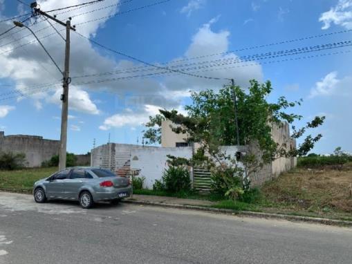 CAMPOS DOS GOYTACAZES/RJ — Casa (F8444421586096)