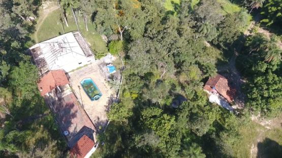 MATEUS LEME/MG — Terreno com 24.20.40 hectares (242.000m²) na MG 050