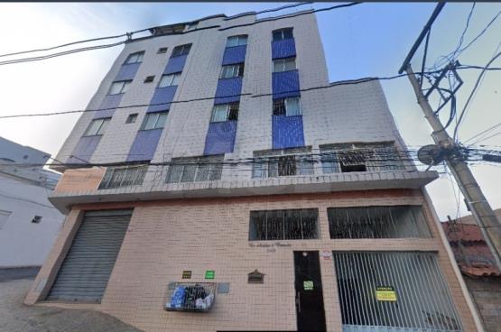 ITAÚNA/MG – Apartamento com cobertura com a área de 145,08m², no Edifício Avelar & Resende, situado no Bairro das Graças