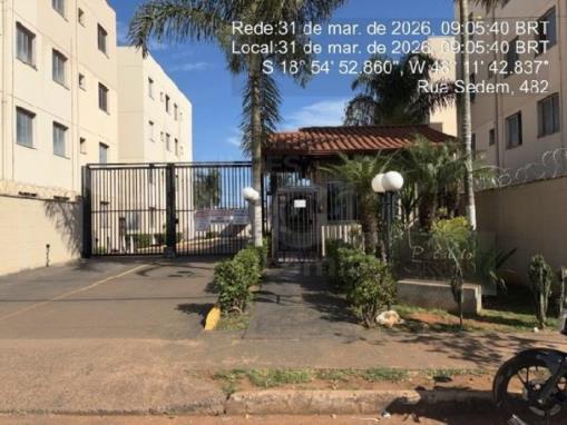 UBERLANDIA/MG — Apartamento com 2 quartos e 1 Vaga na Garagem (8555538286027)